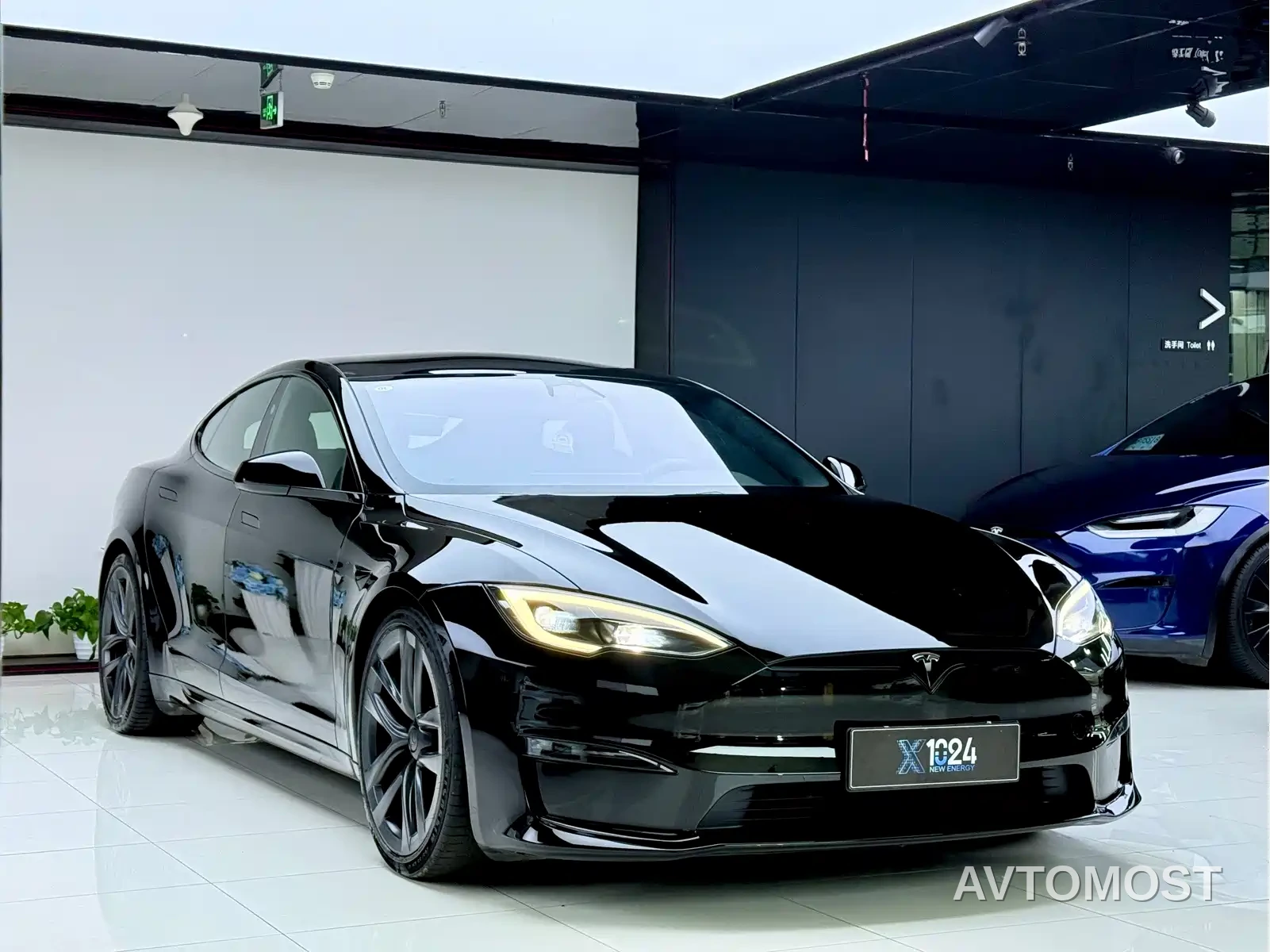 Tesla Model S 2023 Dual Motor All-Wheel Drive Edition — фото 3
