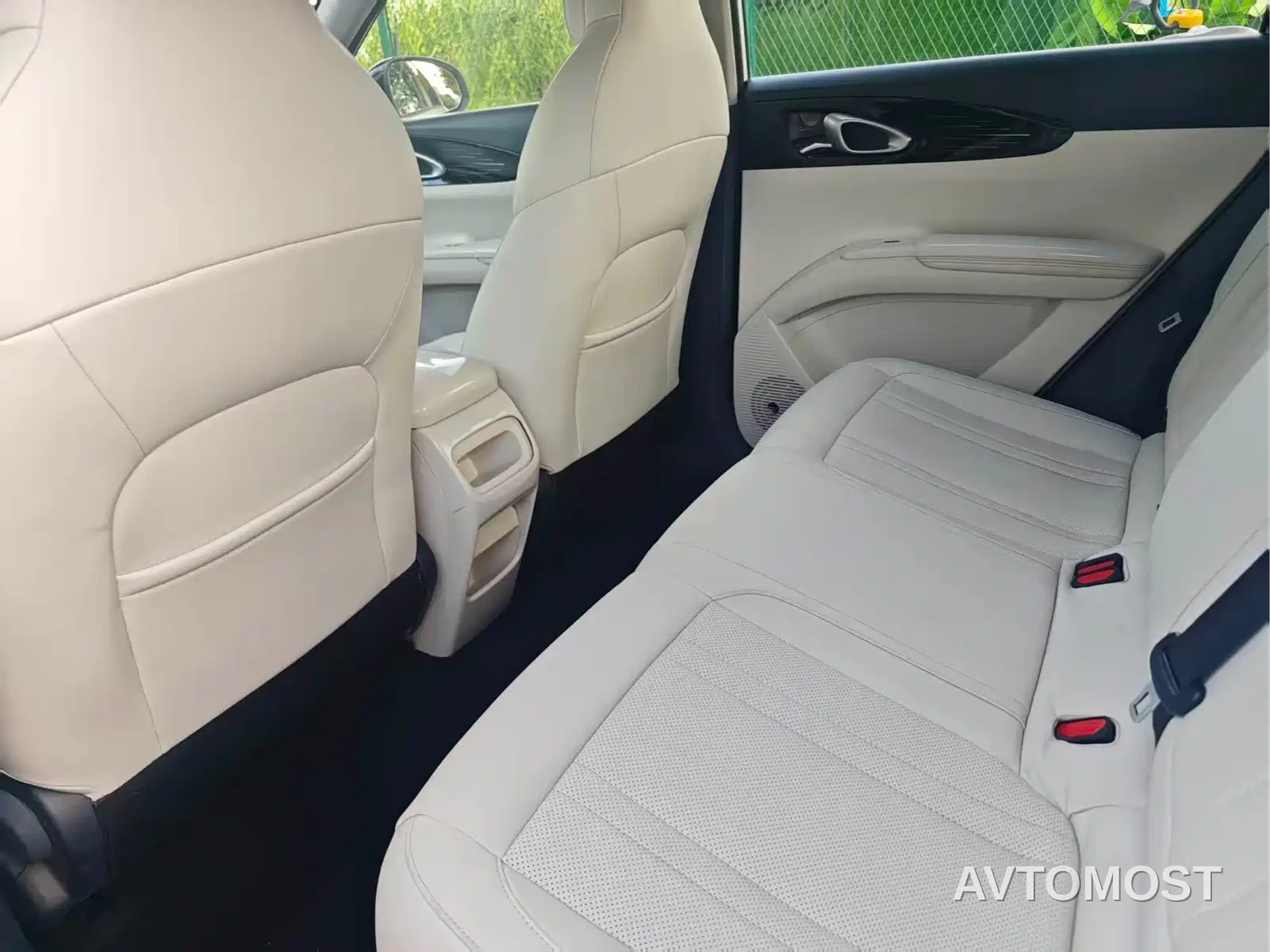 Geely Galaxy Starry Wish 2025 310km Youth Edition — фото 9