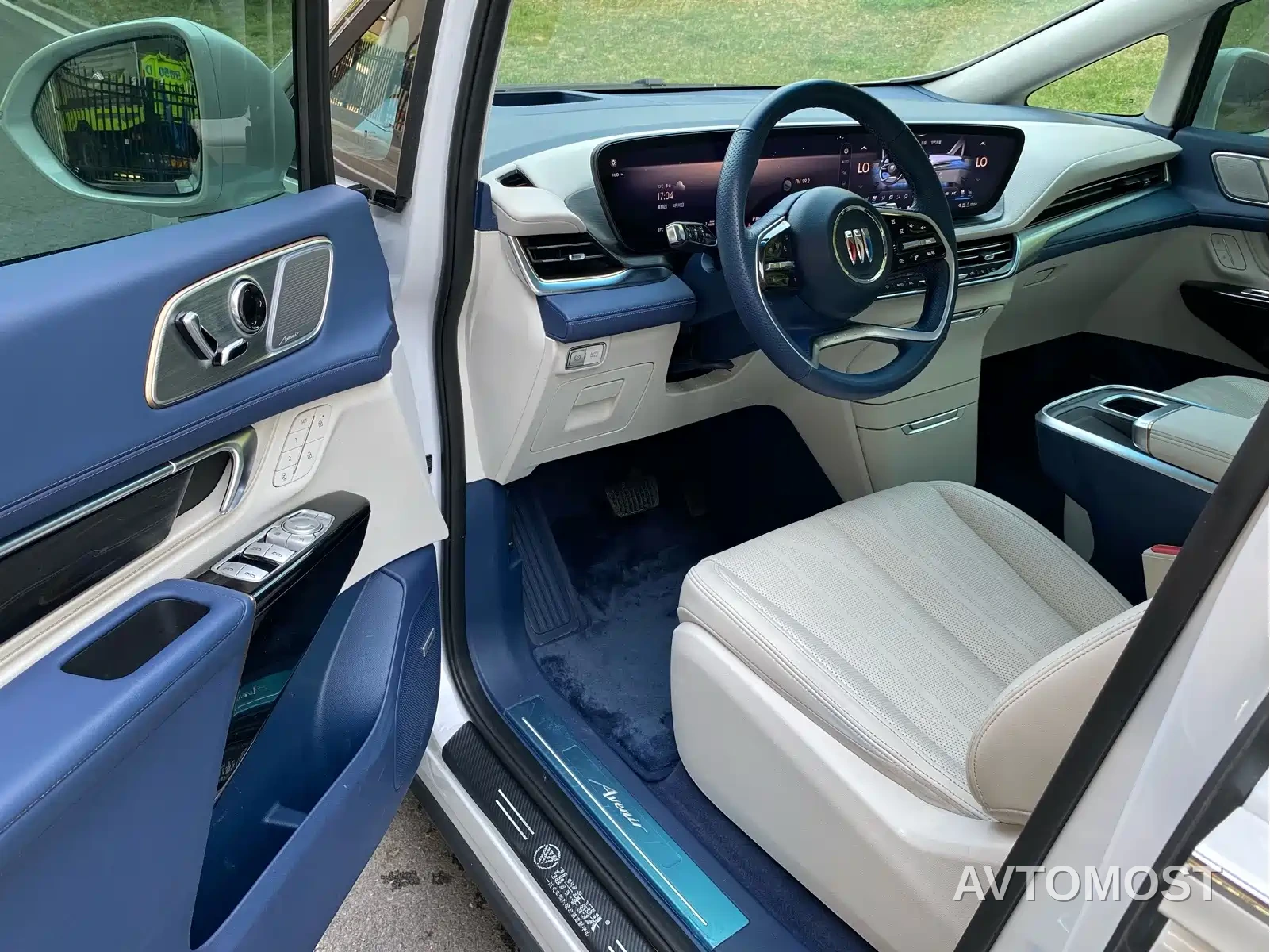 Buick Century 2023 2.0T 7-Seater World Edition — фото 4