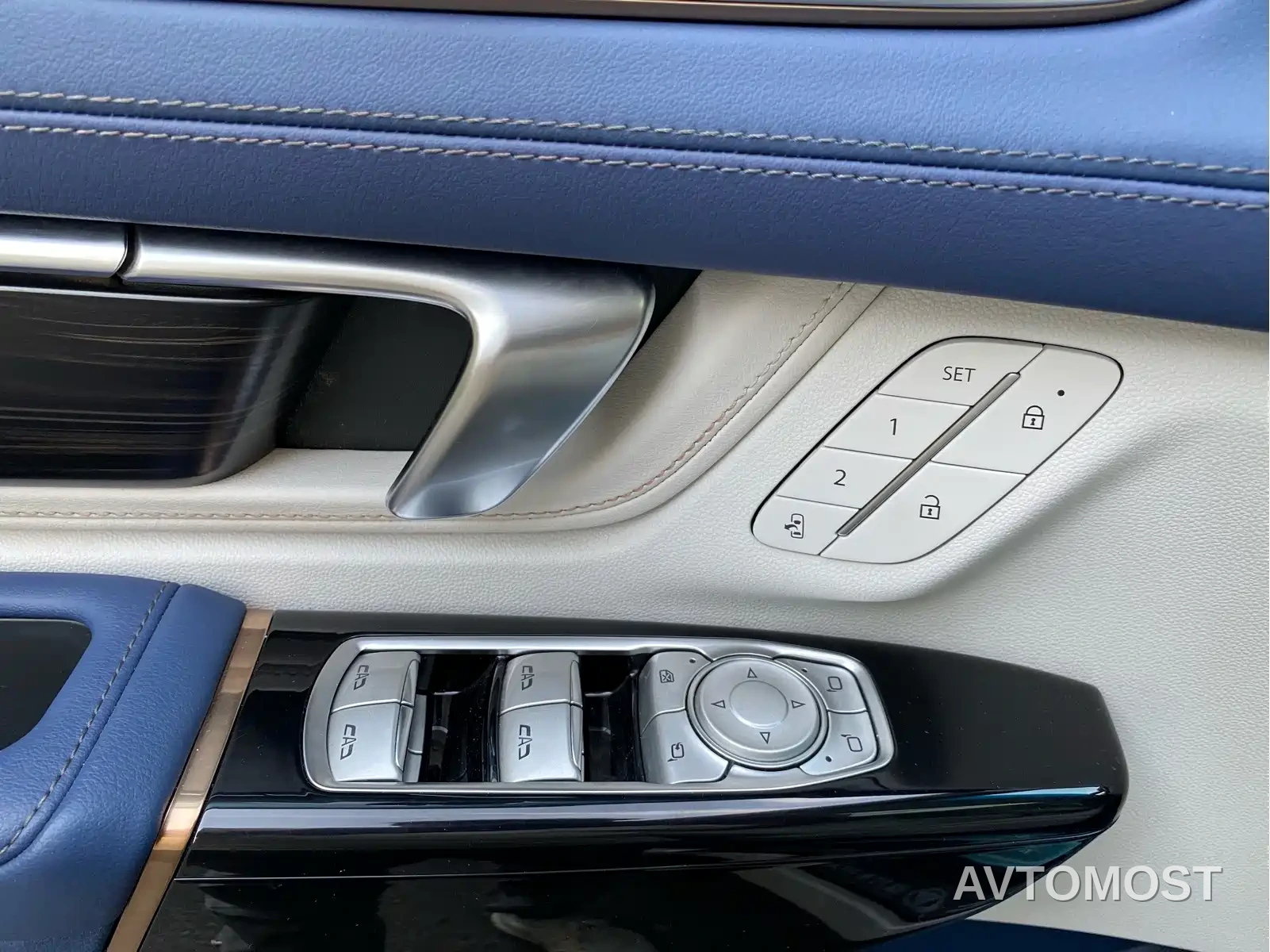 Buick Century 2023 2.0T 7-Seater World Edition — фото 11
