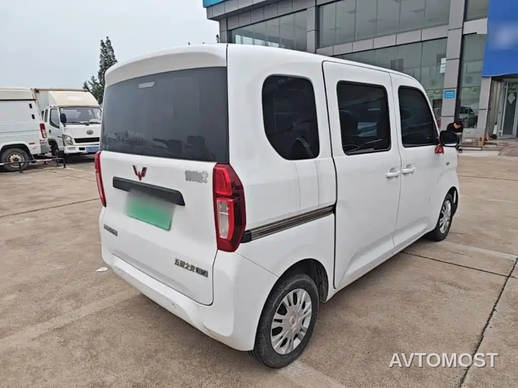 Wuling Zhiguang NEV 2025 Standard Version — фото 5