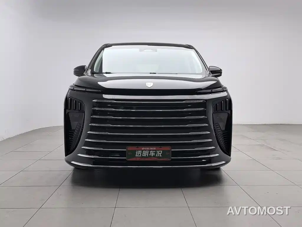Dongfeng Fengxing Starlight V9 2026 Beyond Joy Series 200km Luxury — фото 3