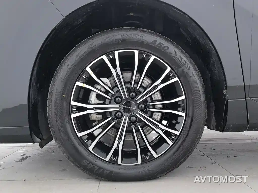Dongfeng Fengxing Starlight V9 2026 Beyond Joy Series 200km Luxury — фото 15