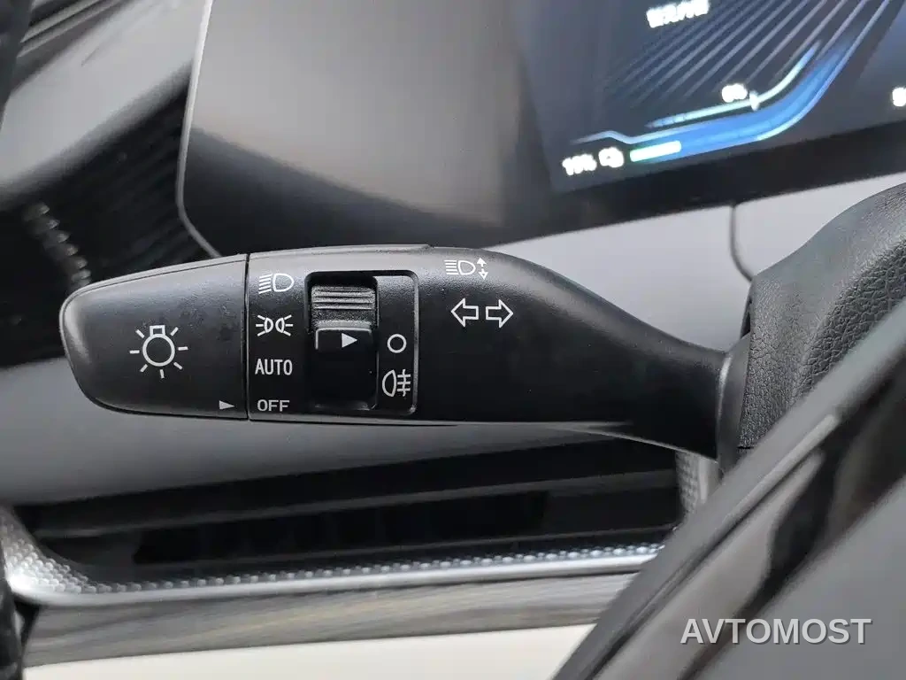 Dongfeng Fengxing Starlight V9 2026 Beyond Joy Series 200km Luxury — фото 19