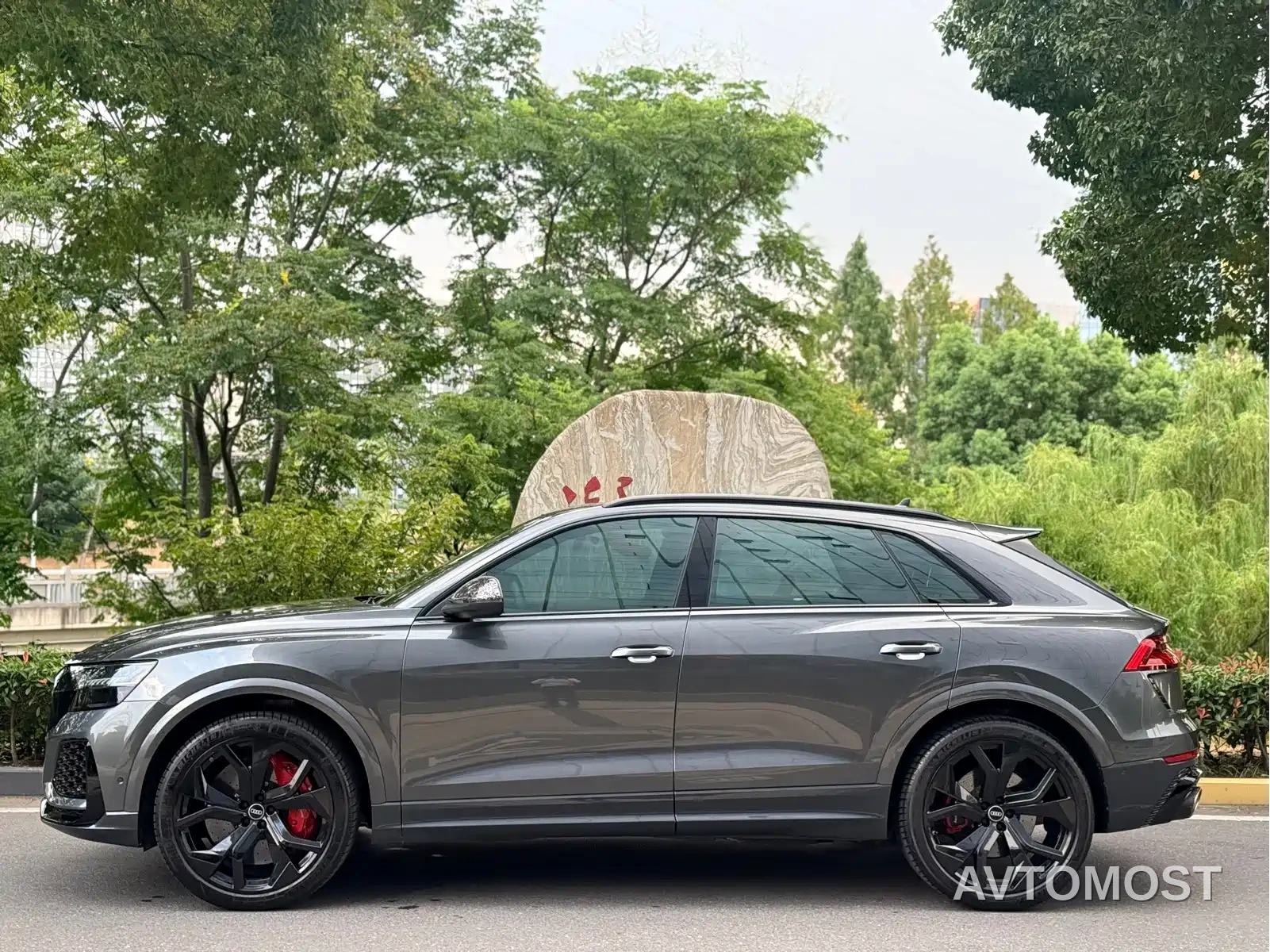 Audi RS Q8 2021 RS Q8 4.0T — фото 3