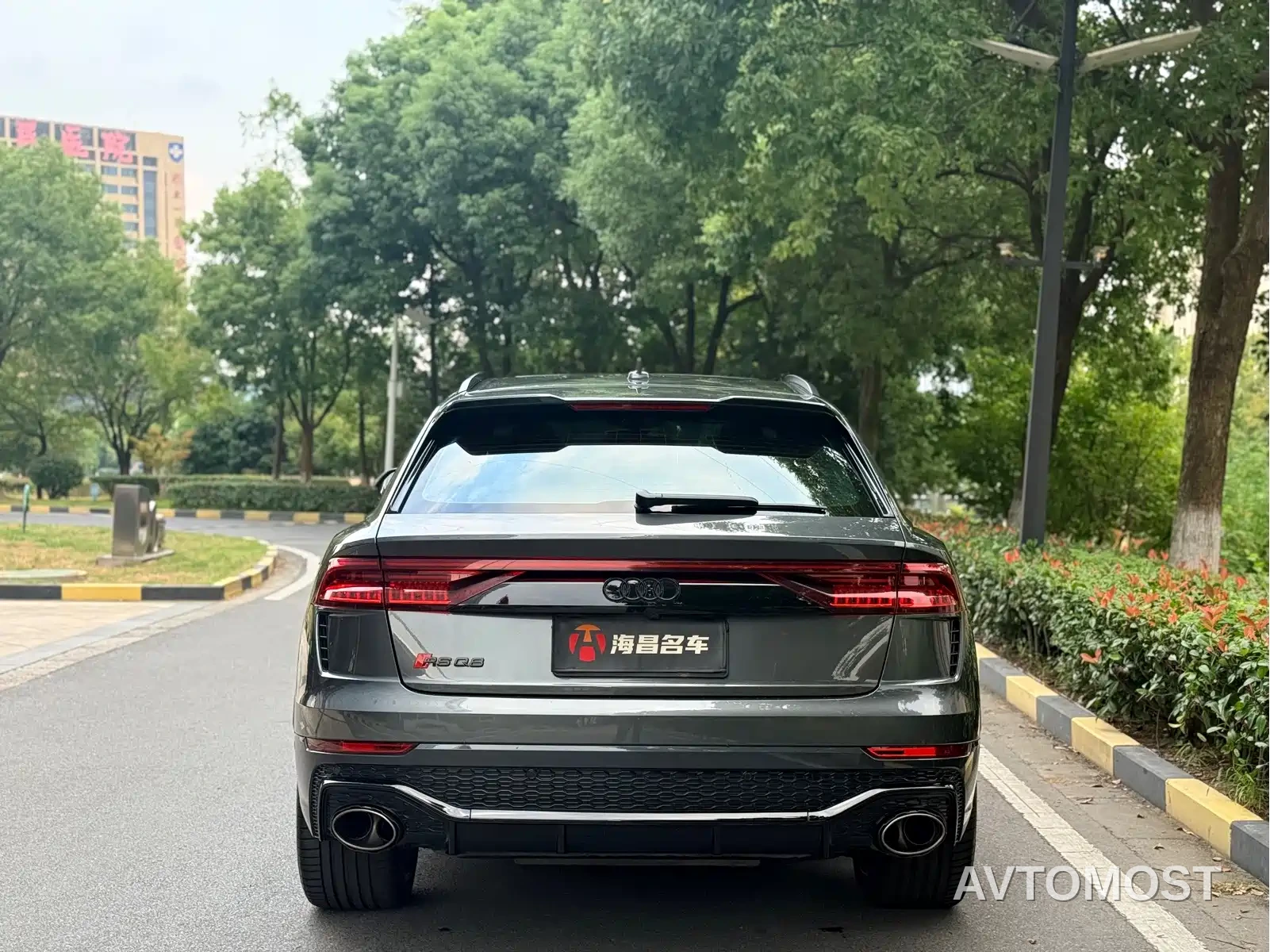 Audi RS Q8 2021 RS Q8 4.0T — фото 5