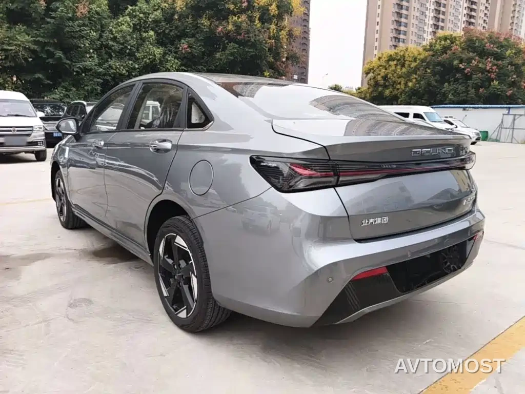 BAIC Beijing EU5 PLUS 2023 R500 Premium Travel Edition — фото 4