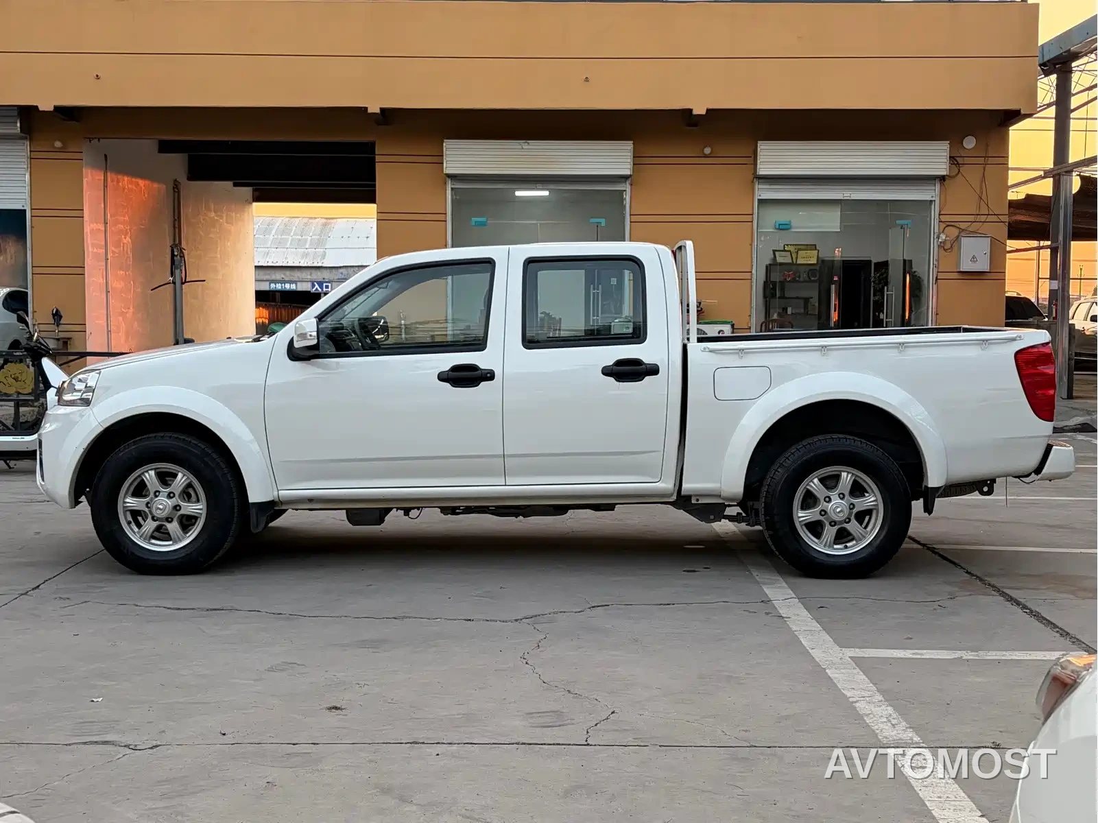Great Wall Fengjun 5 2023 2.0T Diesel 2WD Elite Double Cab — фото 16