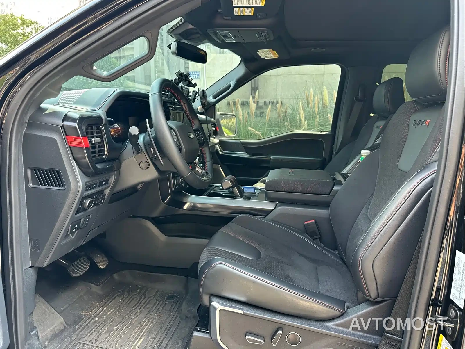 Ford F-150 Raptor 2024 Raptor R — фото 10