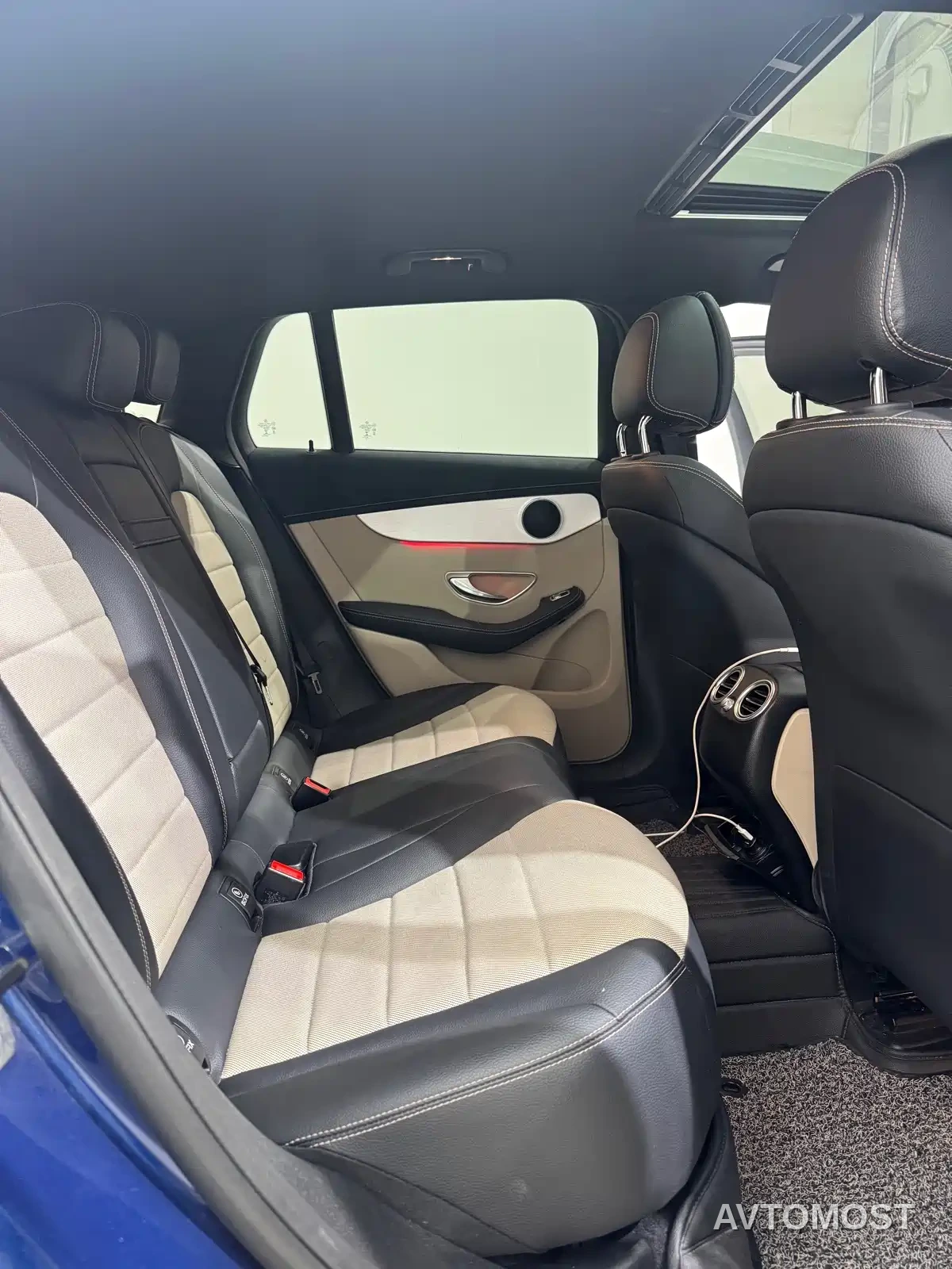 Mercedes-Benz EQC 2021 EQC 350 4MATIC — фото 16