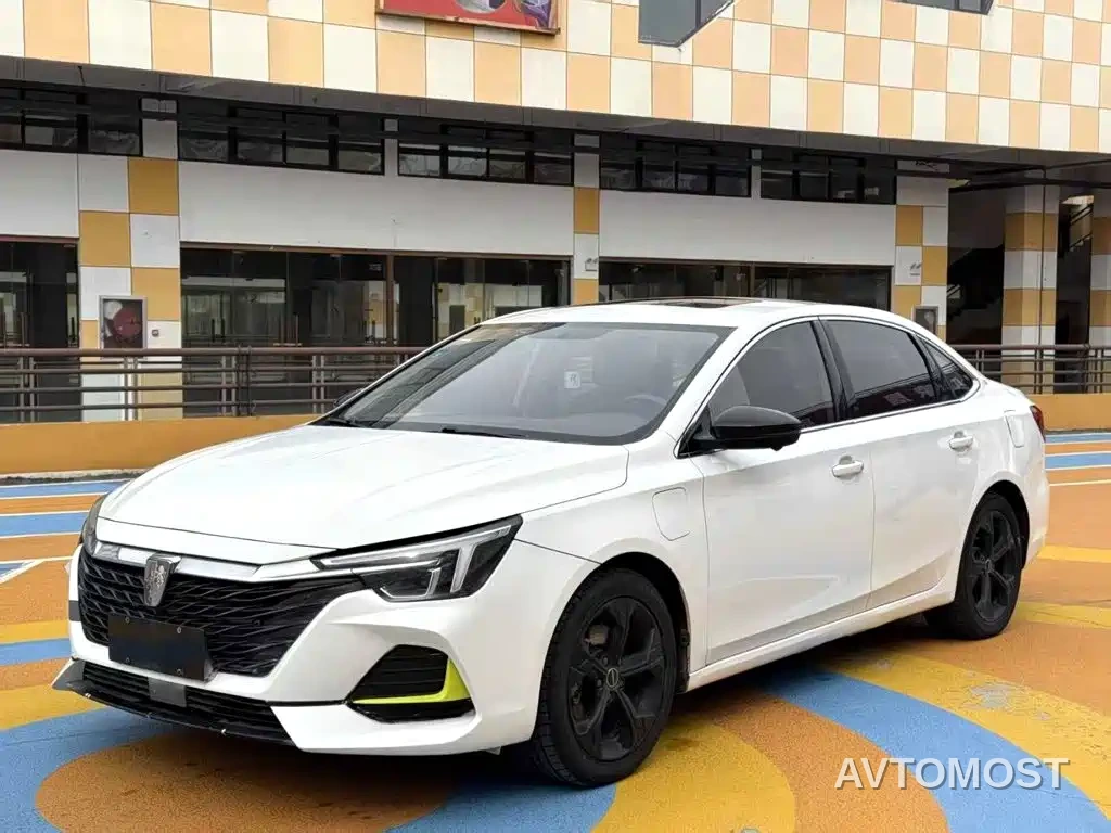 Roewe i6 MAX EV 2020 Model 1.5T PHEV Cool Panoramic Sunroof Edition — фото 1