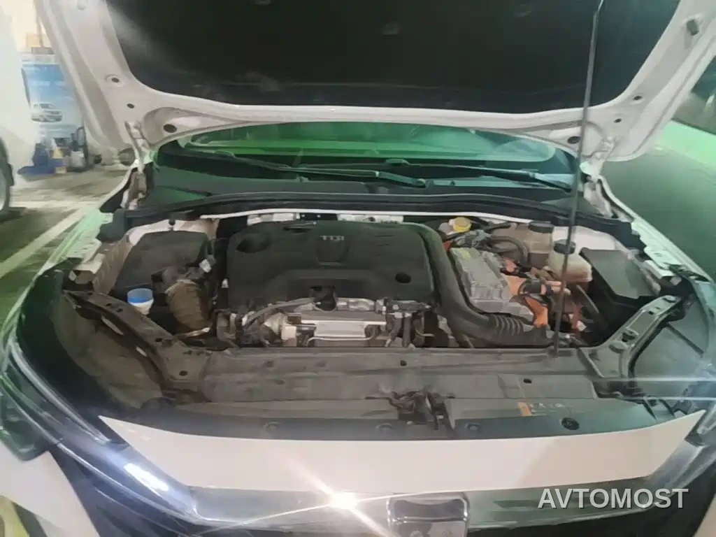 Roewe i6 MAX EV 2020 Model 1.5T PHEV Cool Panoramic Sunroof Edition — фото 17