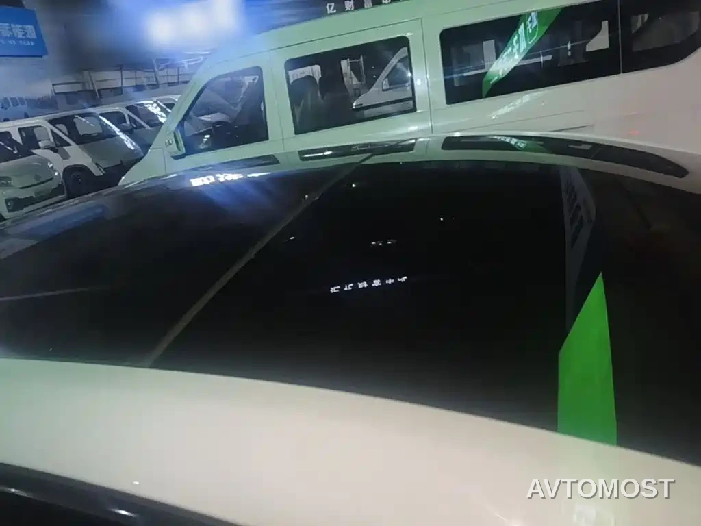 Roewe i6 MAX EV 2020 Model 1.5T PHEV Cool Panoramic Sunroof Edition — фото 19