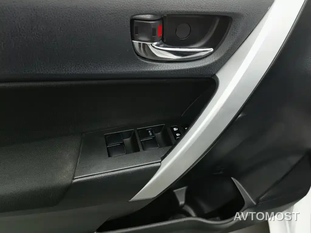 Toyota Corolla Twin Engine E+ 2020 1.8L E-CVT Comfort Edition — фото 7