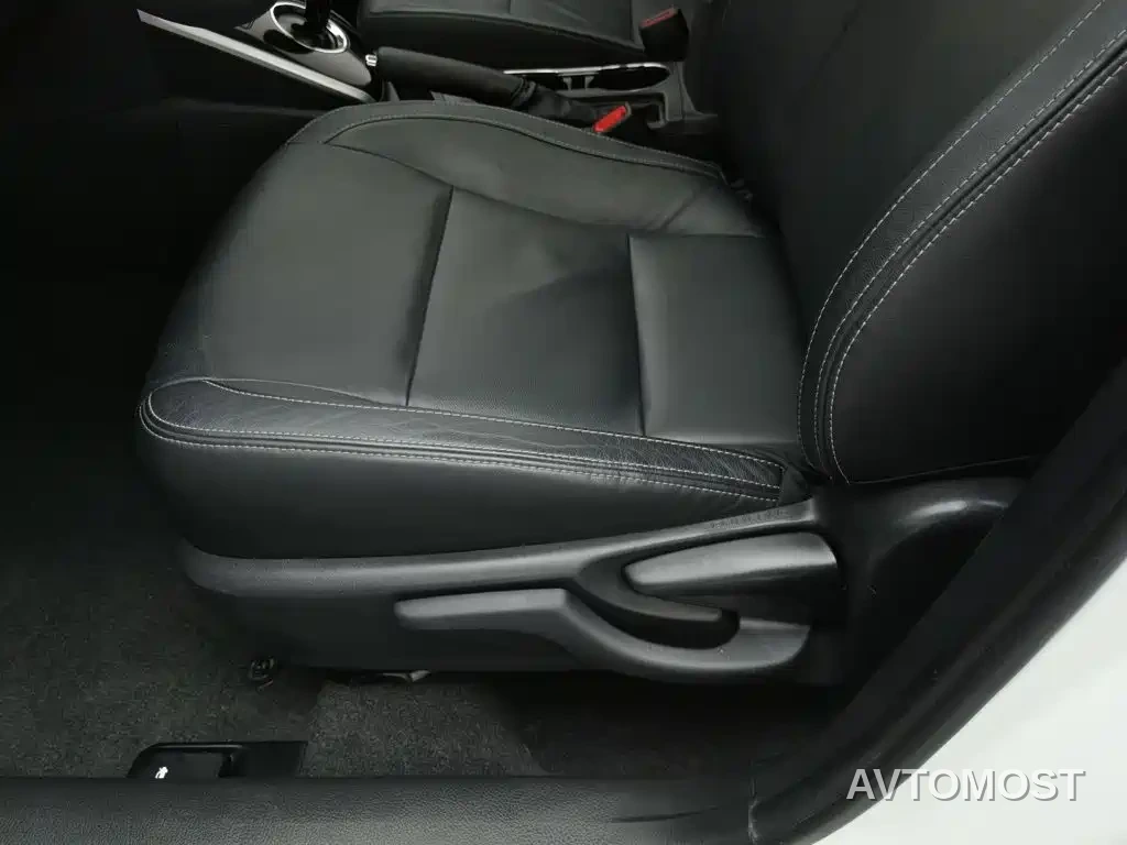 Toyota Corolla Twin Engine E+ 2020 1.8L E-CVT Comfort Edition — фото 18