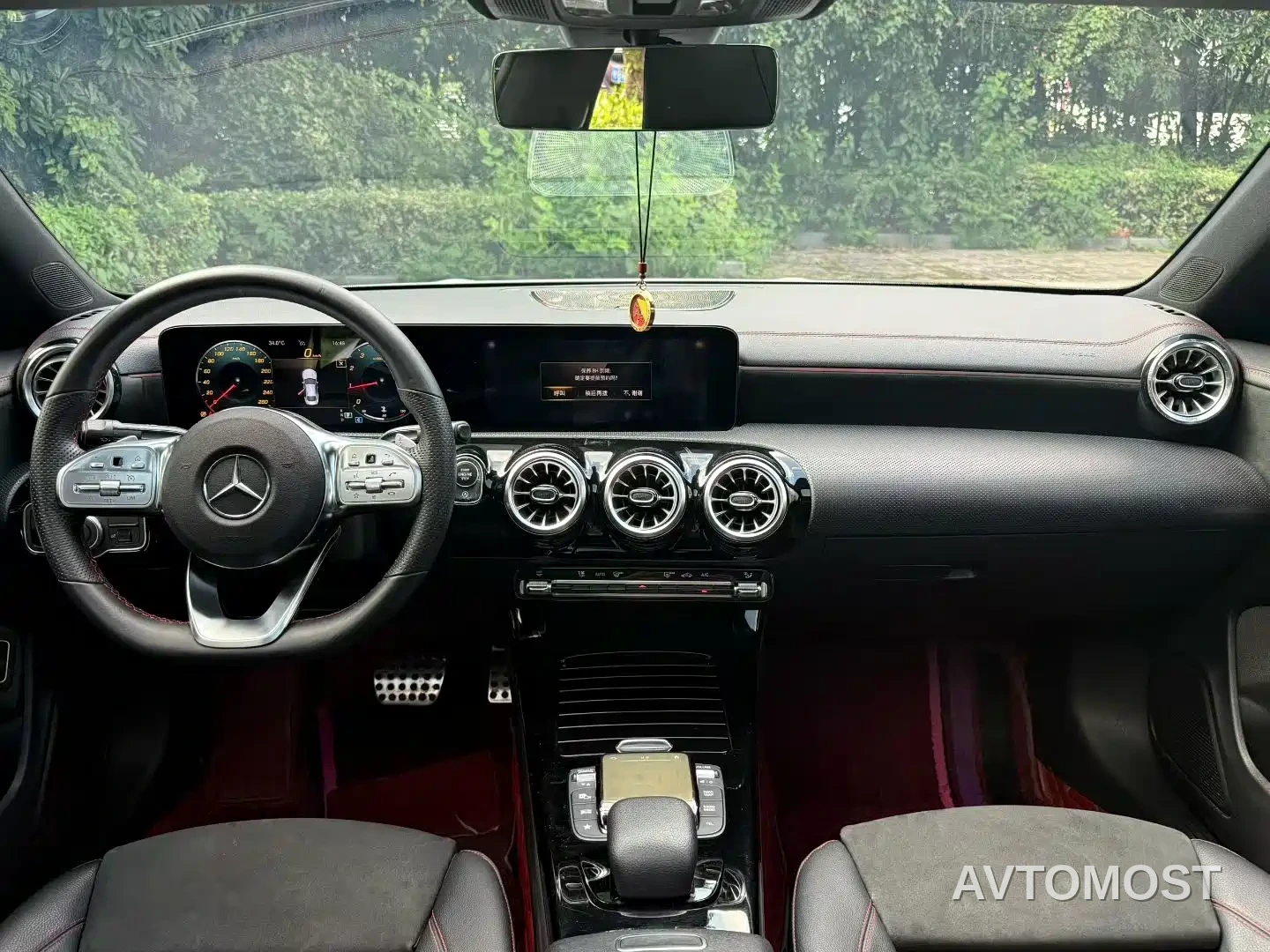 Mercedes-Benz CLA (Import) 2021 CLA 200 — фото 3