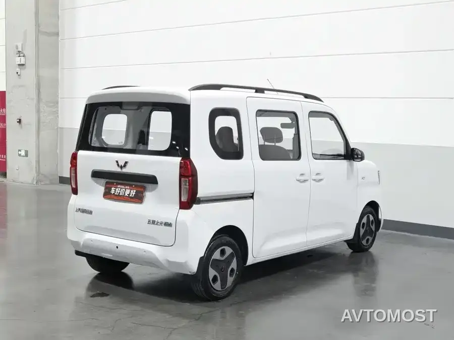 Wuling Zhiguang NEV 2025 Model Comfort