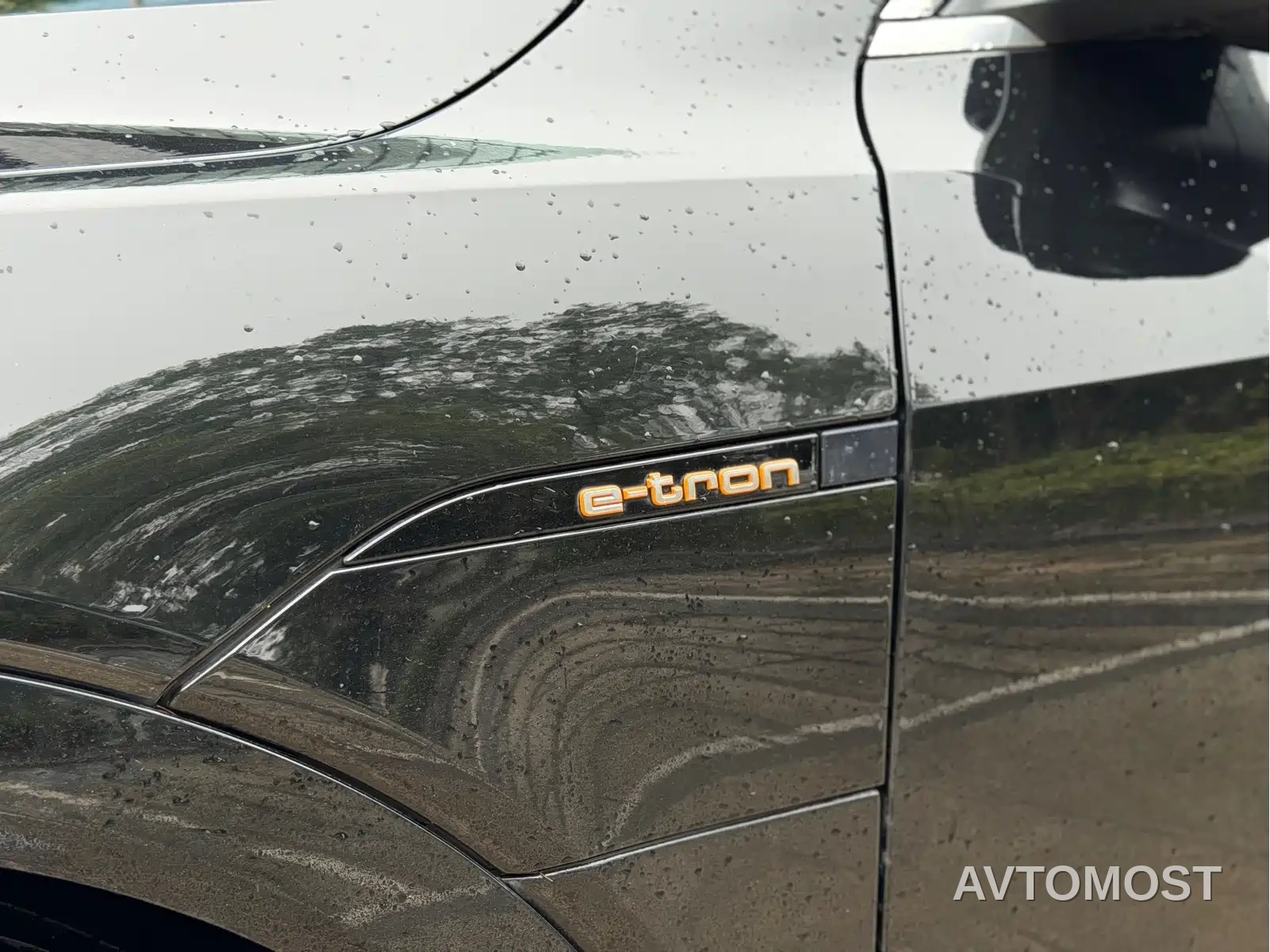 Audi e-tron (Import) 2019 55 quattro Technology — фото 18