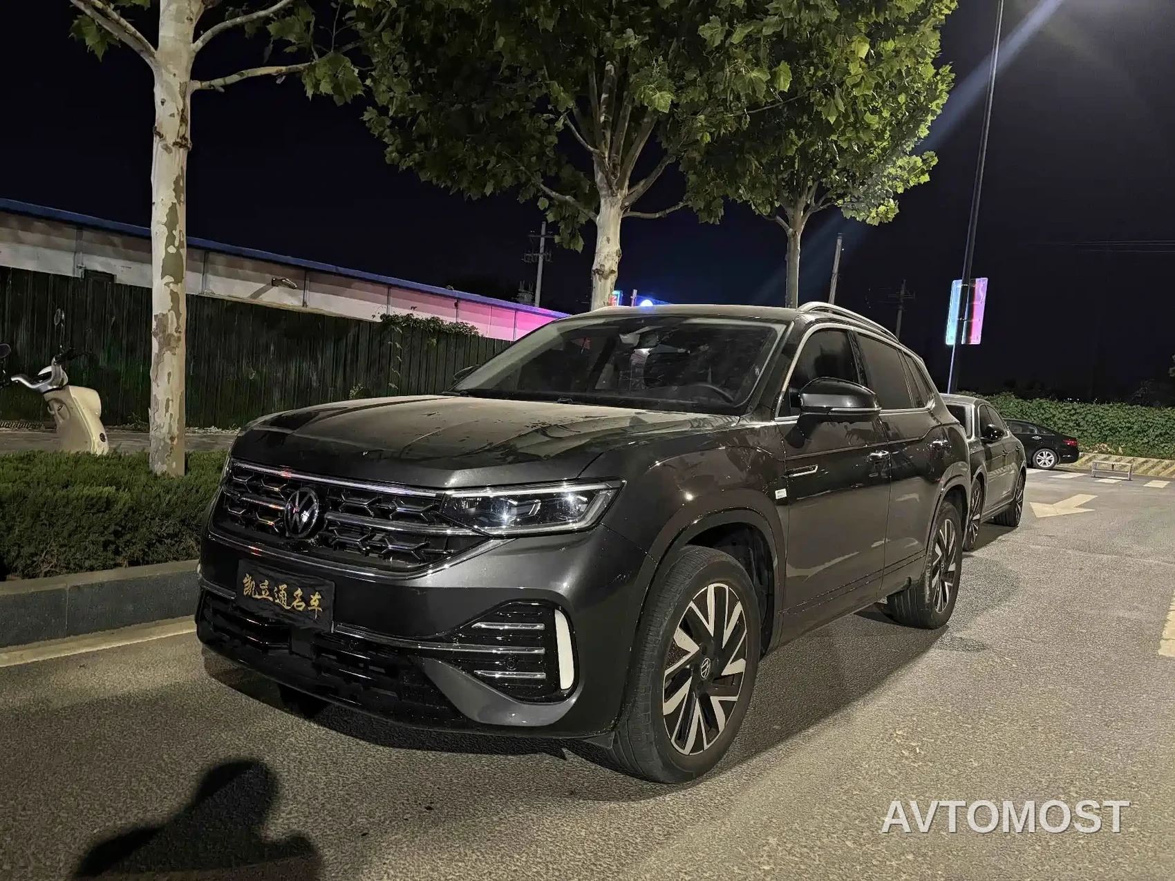 Volkswagen Tayron 2024 380TSI 4WD R-Line High Performance — фото 1