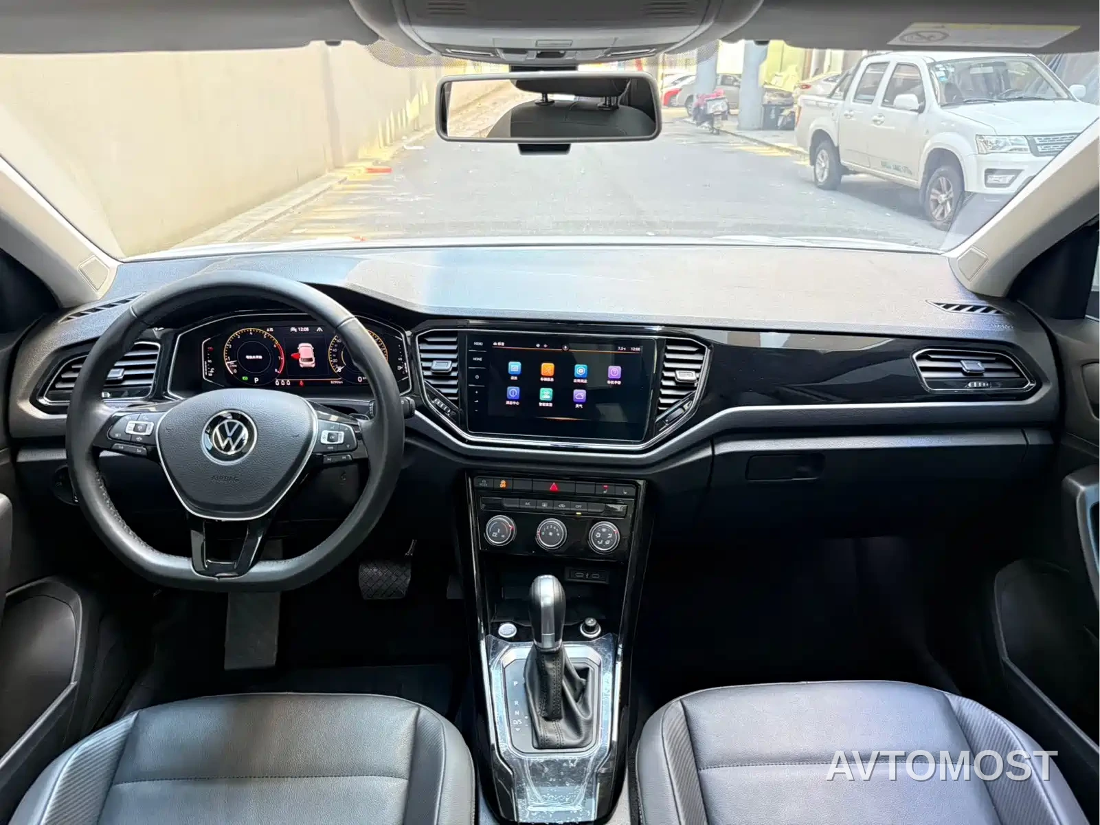 Volkswagen T-ROC 2021 280TSI DSG 2WD Comfort Smart Connect Edition — фото 6