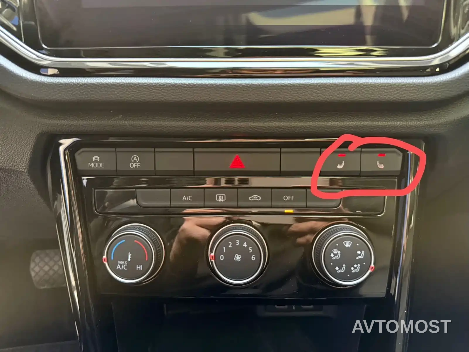 Volkswagen T-ROC 2021 280TSI DSG 2WD Comfort Smart Connect Edition — фото 12