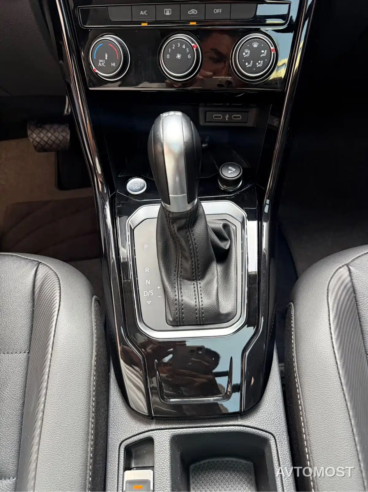 Volkswagen T-ROC 2021 280TSI DSG 2WD Comfort Smart Connect Edition — фото 13