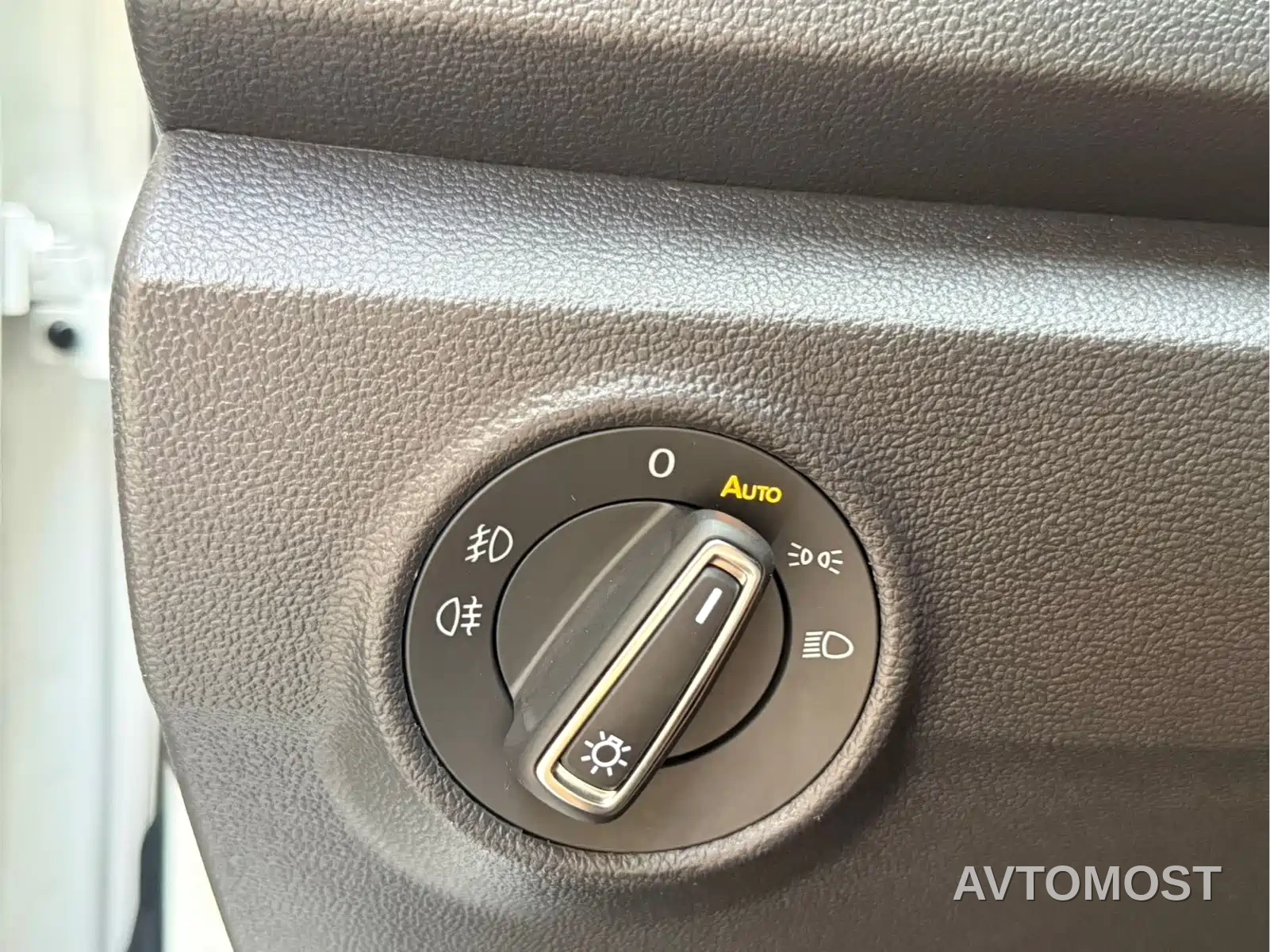 Volkswagen T-ROC 2021 280TSI DSG 2WD Comfort Smart Connect Edition — фото 14