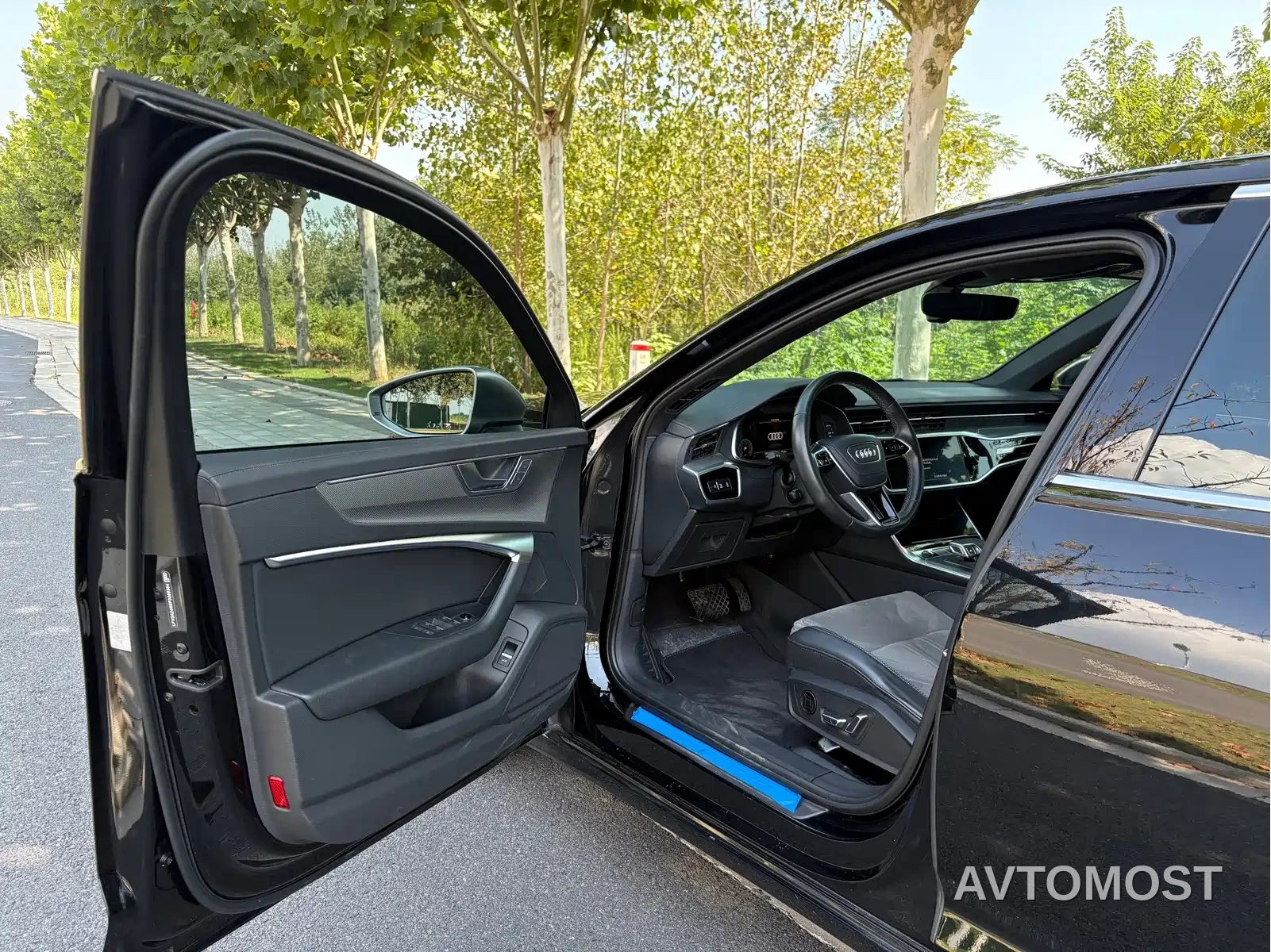 Audi A6L 2023 Facelift 40 TFSI Luxury Dynamic — фото 8