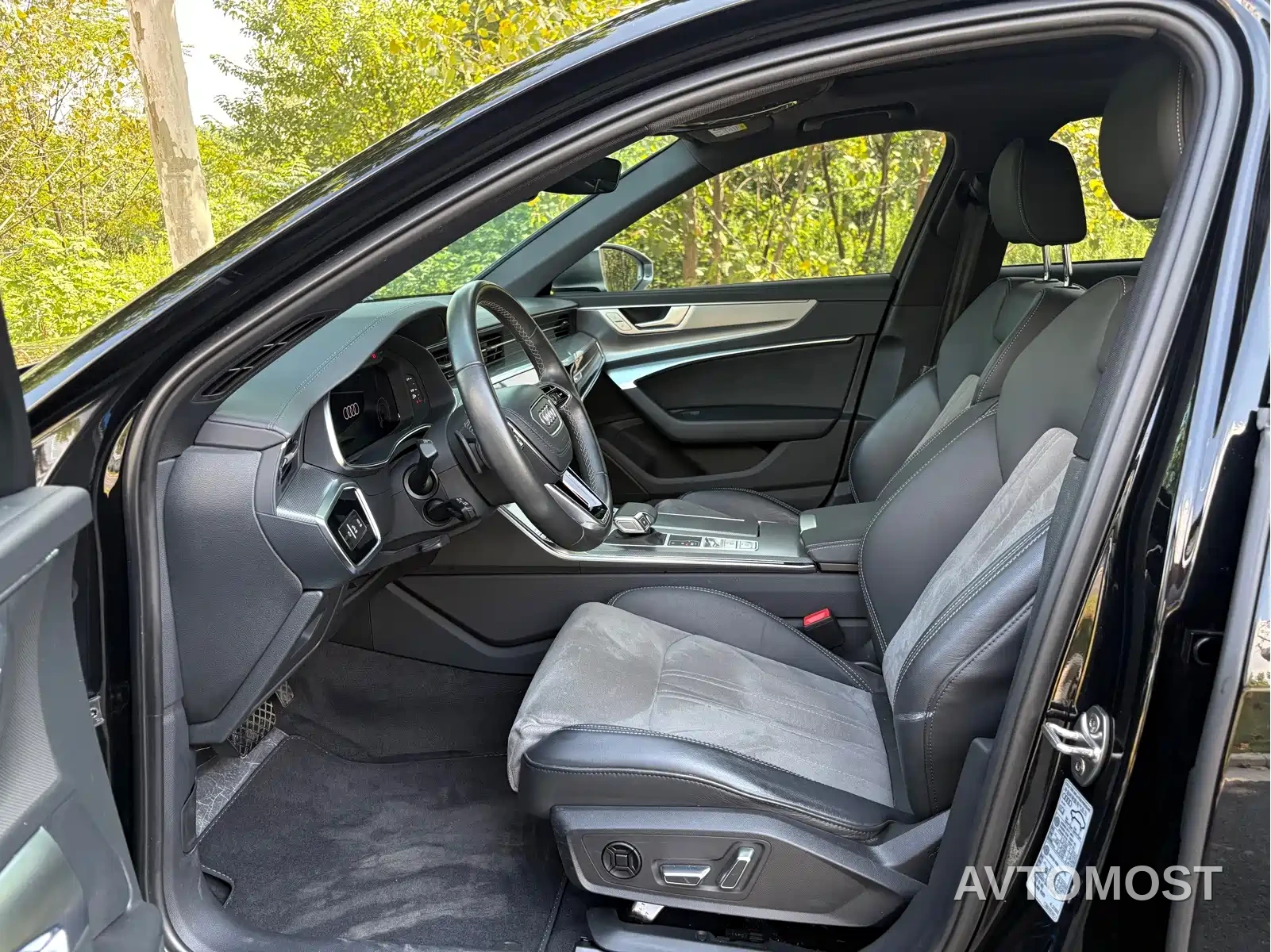 Audi A6L 2023 Facelift 40 TFSI Luxury Dynamic — фото 11