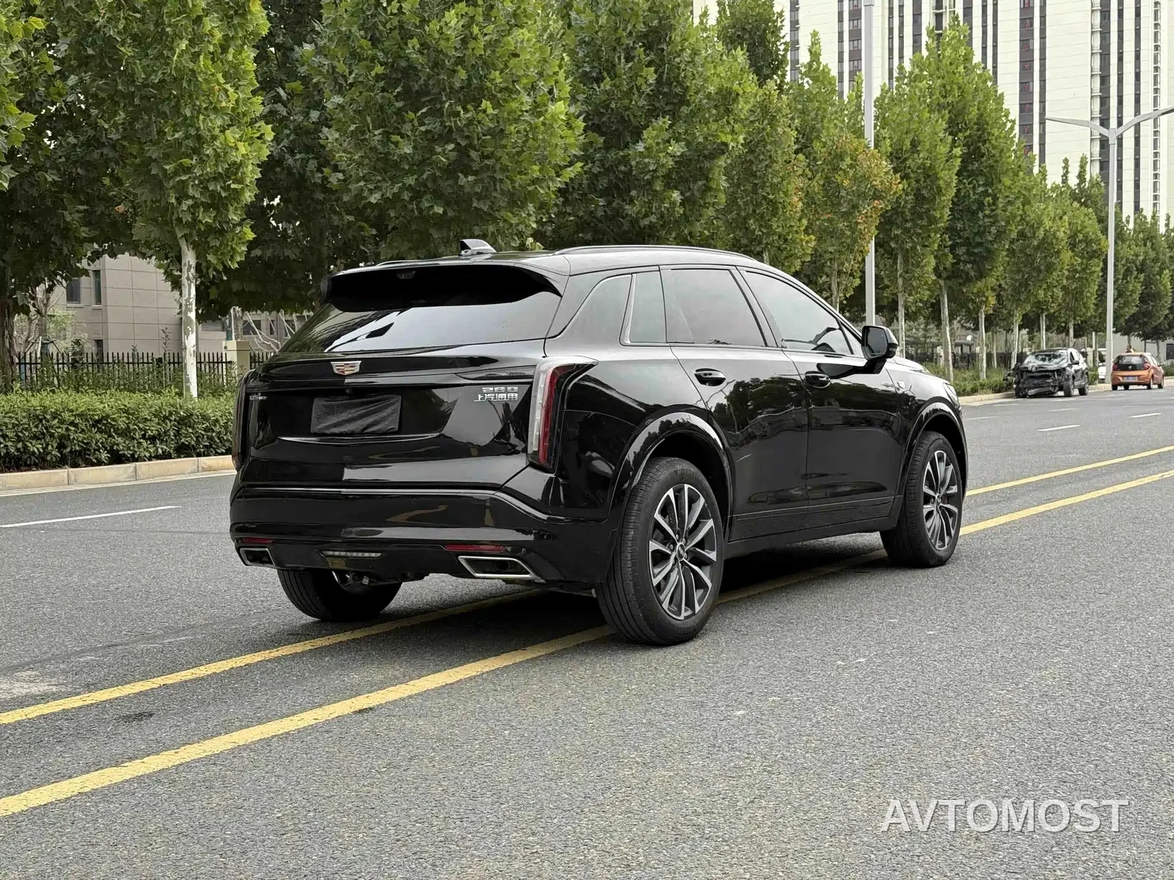 Cadillac XT5 2025 2.0T Premium Model — фото 2