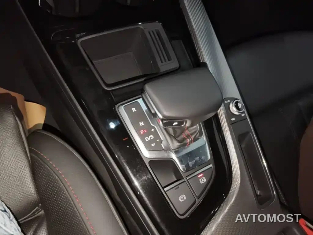 Audi A4L 2022 40 TFSI quattro RS Kit Burning Speed — фото 6