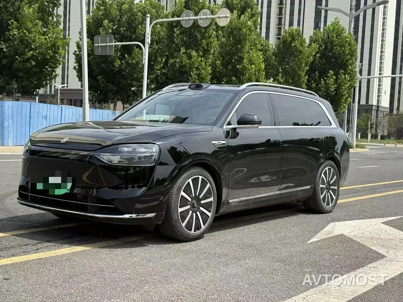 AITO M9 2024 Extended Range Max 42kWh 5-seater — фото 1