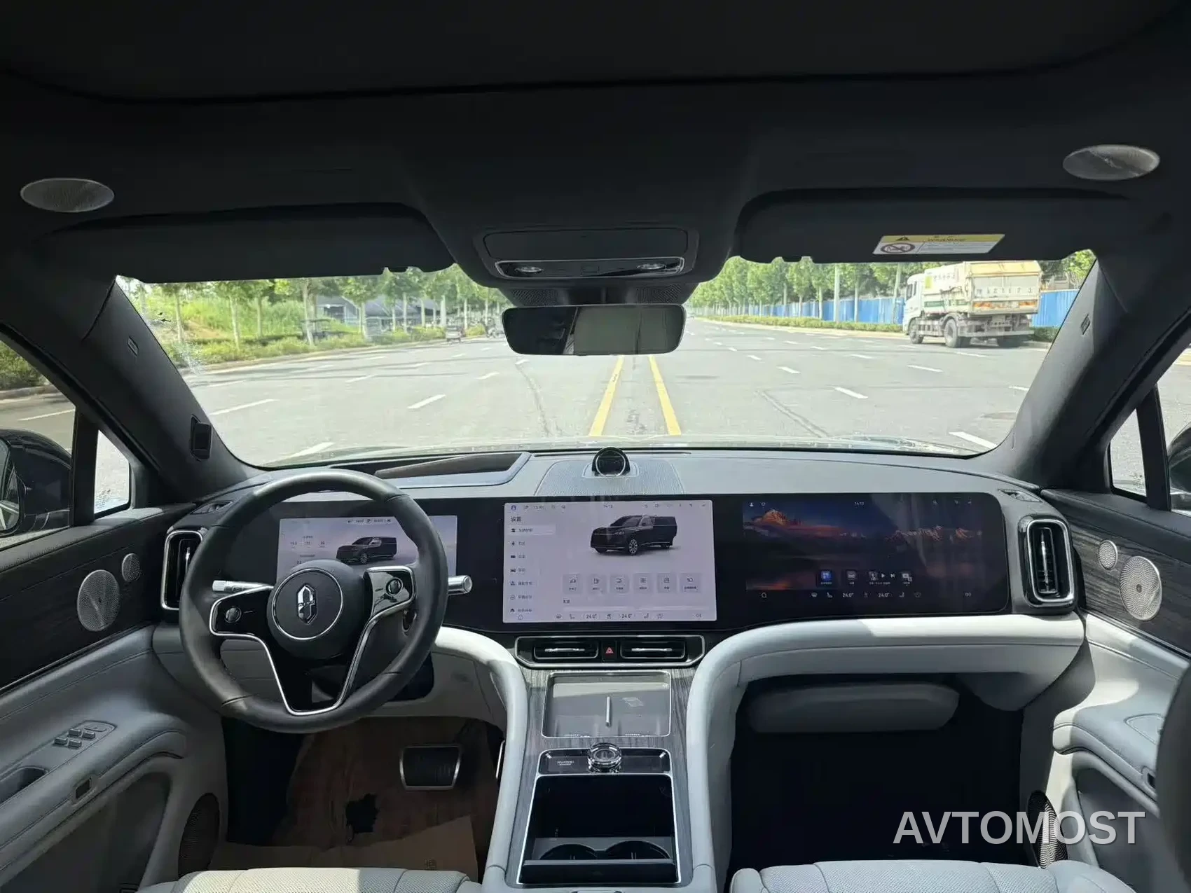 AITO M9 2024 Extended Range Max 42kWh 5-seater — фото 3