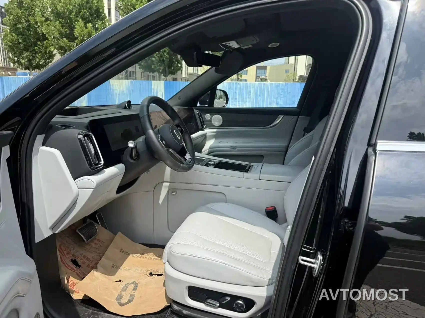 AITO M9 2024 Extended Range Max 42kWh 5-seater — фото 4