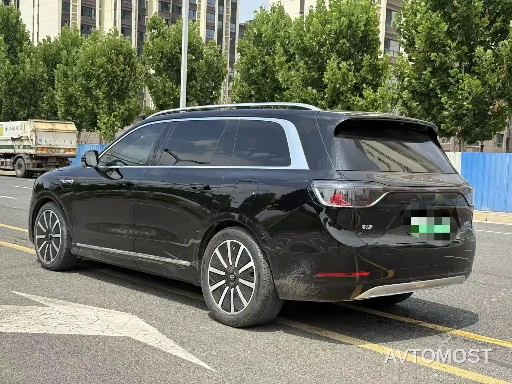 AITO M9 2024 Extended Range Max 42kWh 5-seater — фото 8