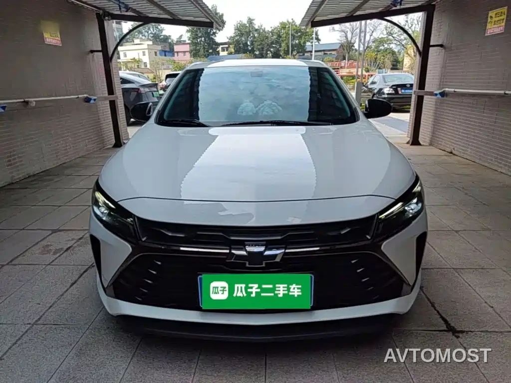 Chevrolet Monza 2023 1.3T Mild Hybrid Automatic Premium Edition — фото 2