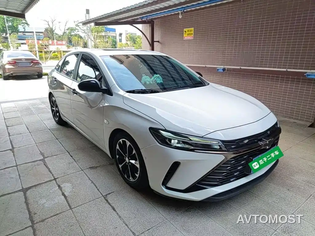 Chevrolet Monza 2023 1.3T Mild Hybrid Automatic Premium Edition — фото 3