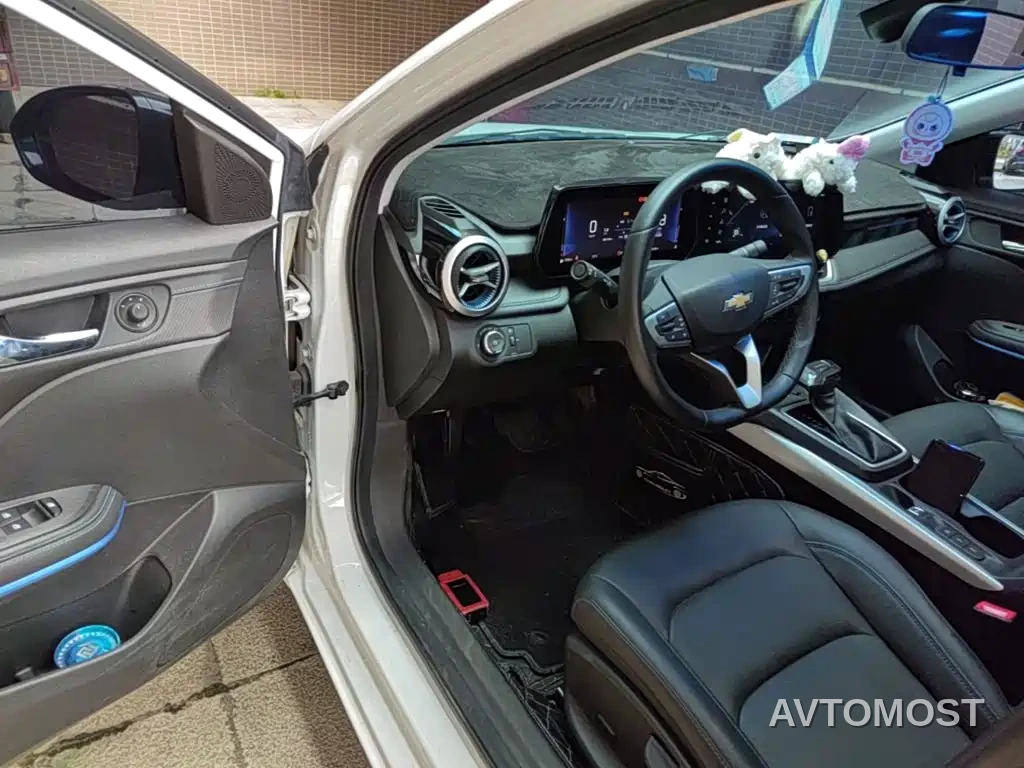 Chevrolet Monza 2023 1.3T Mild Hybrid Automatic Premium Edition — фото 14