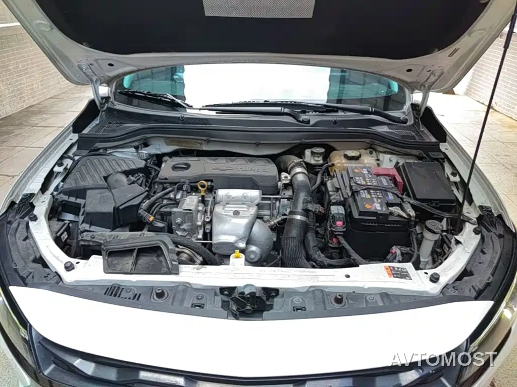 Chevrolet Monza 2023 1.3T Mild Hybrid Automatic Premium Edition — фото 18