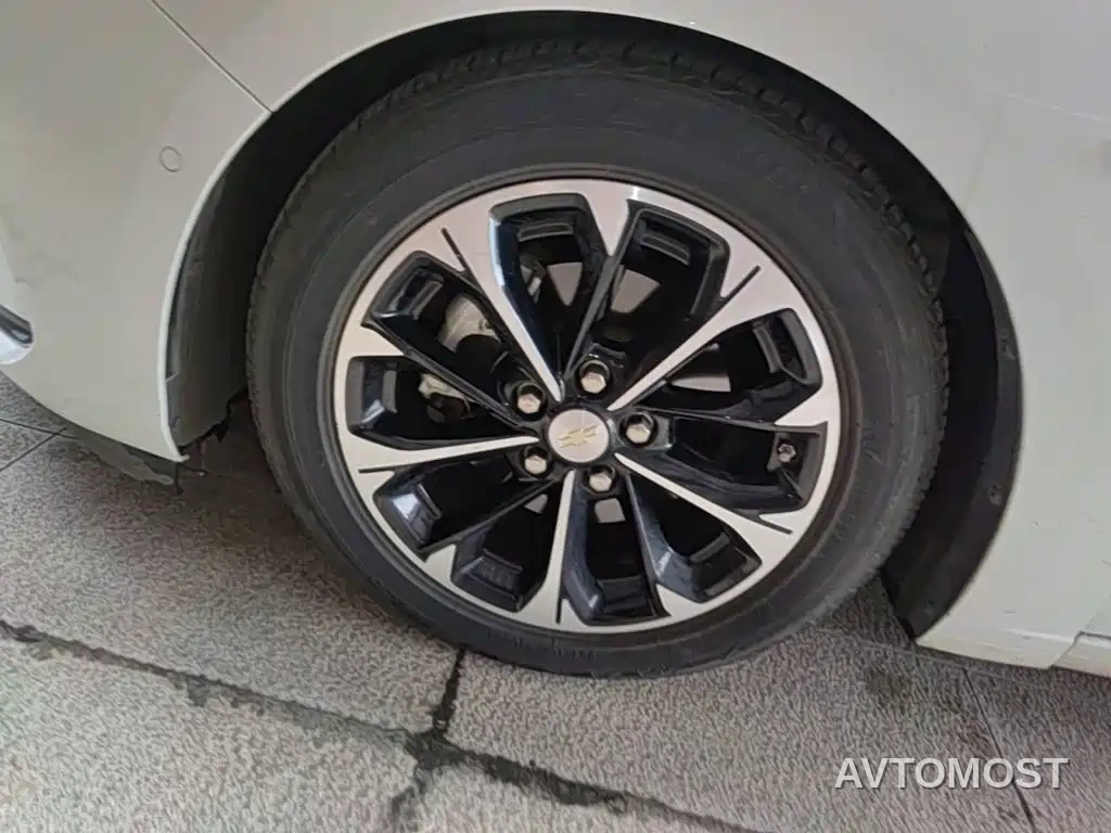 Chevrolet Monza 2023 1.3T Mild Hybrid Automatic Premium Edition — фото 20