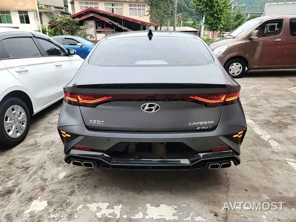 Hyundai Fista 2023 270T N Line DLX Luxury Edition — фото 5