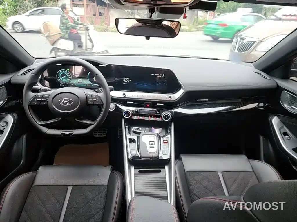 Hyundai Fista 2023 270T N Line DLX Luxury Edition — фото 9