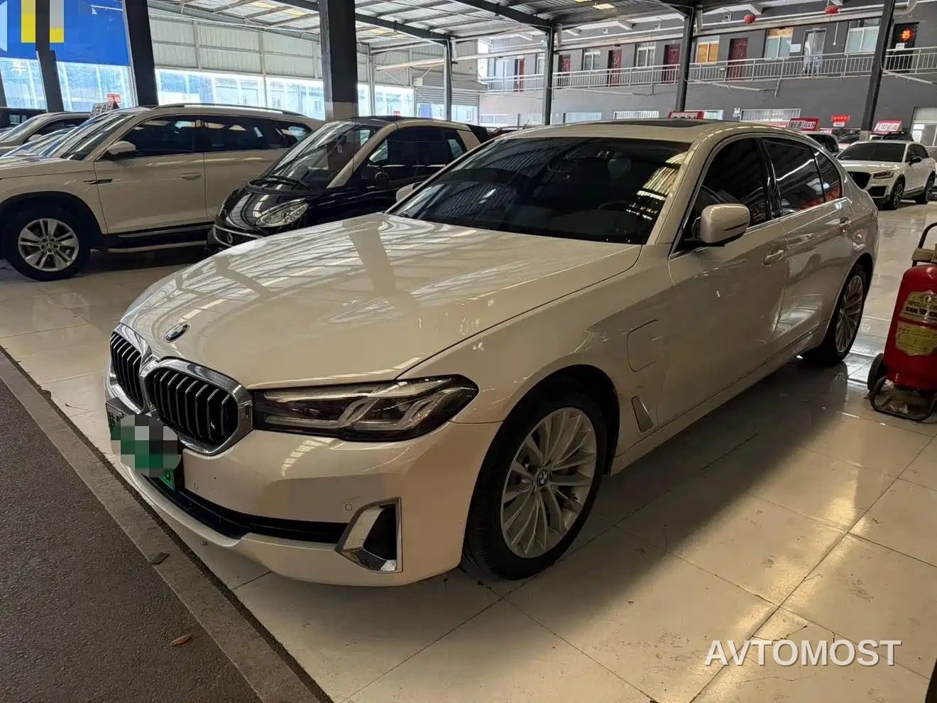 BMW 5 Series New Energy 2021 535Le Luxury Package — фото 1