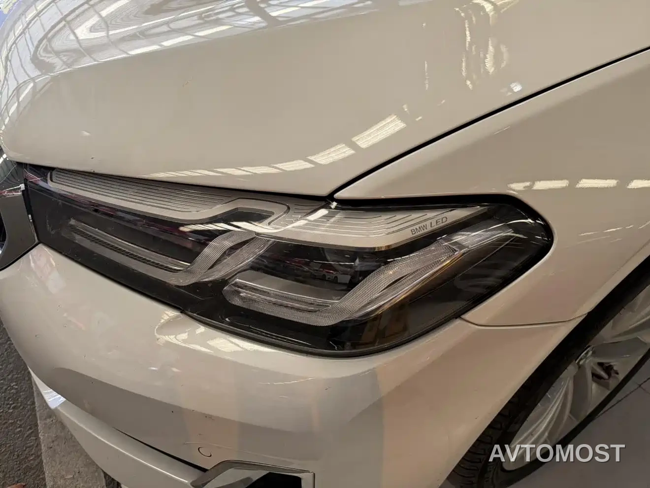BMW 5 Series New Energy 2021 535Le Luxury Package — фото 4