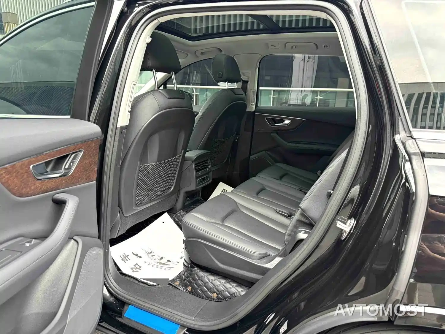Audi Q7 2023 45 TFSI quattro S line Sport — фото 2