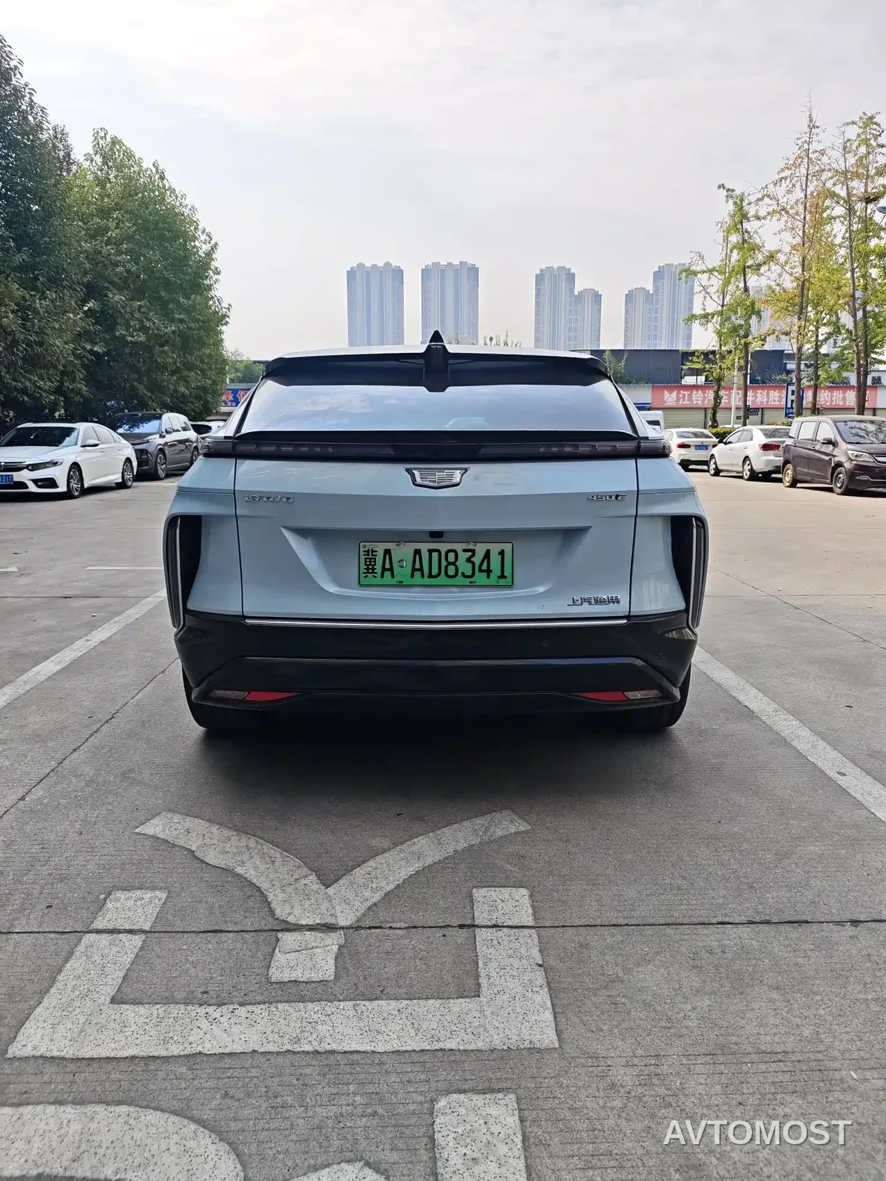 Cadillac IQ Rui Ge 2022 RWD Long Range Luxury Edition — фото 6