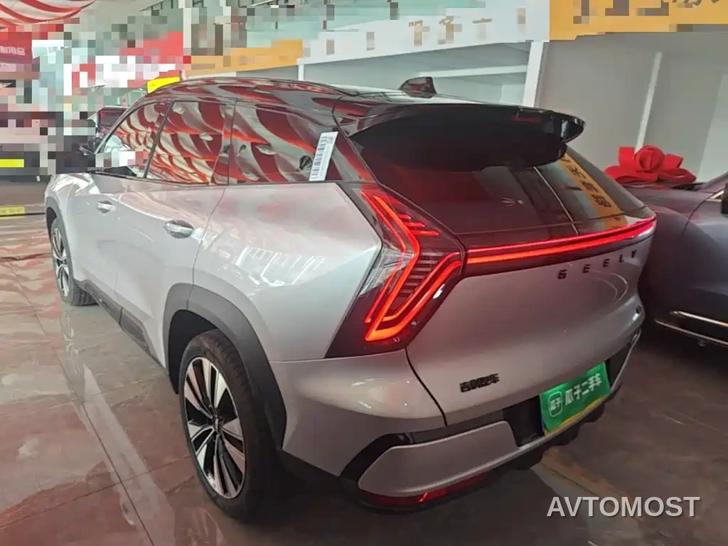 Geely Boyue L 2025 4th Gen 1.5TD DCT Splendor — фото 4