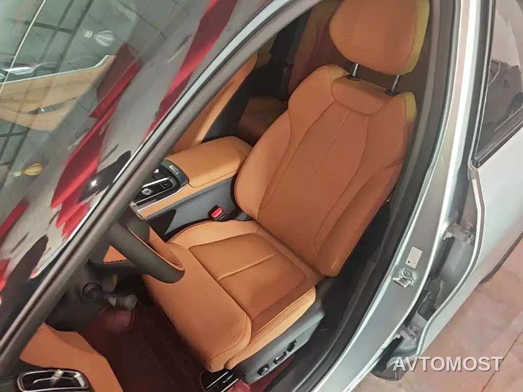 Geely Boyue L 2025 4th Gen 1.5TD DCT Splendor — фото 13