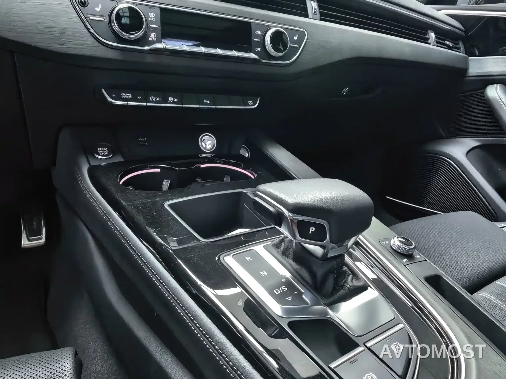 Audi A4L 2023 40 TFSI Bang&Olufsen Starlight Edition — фото 9