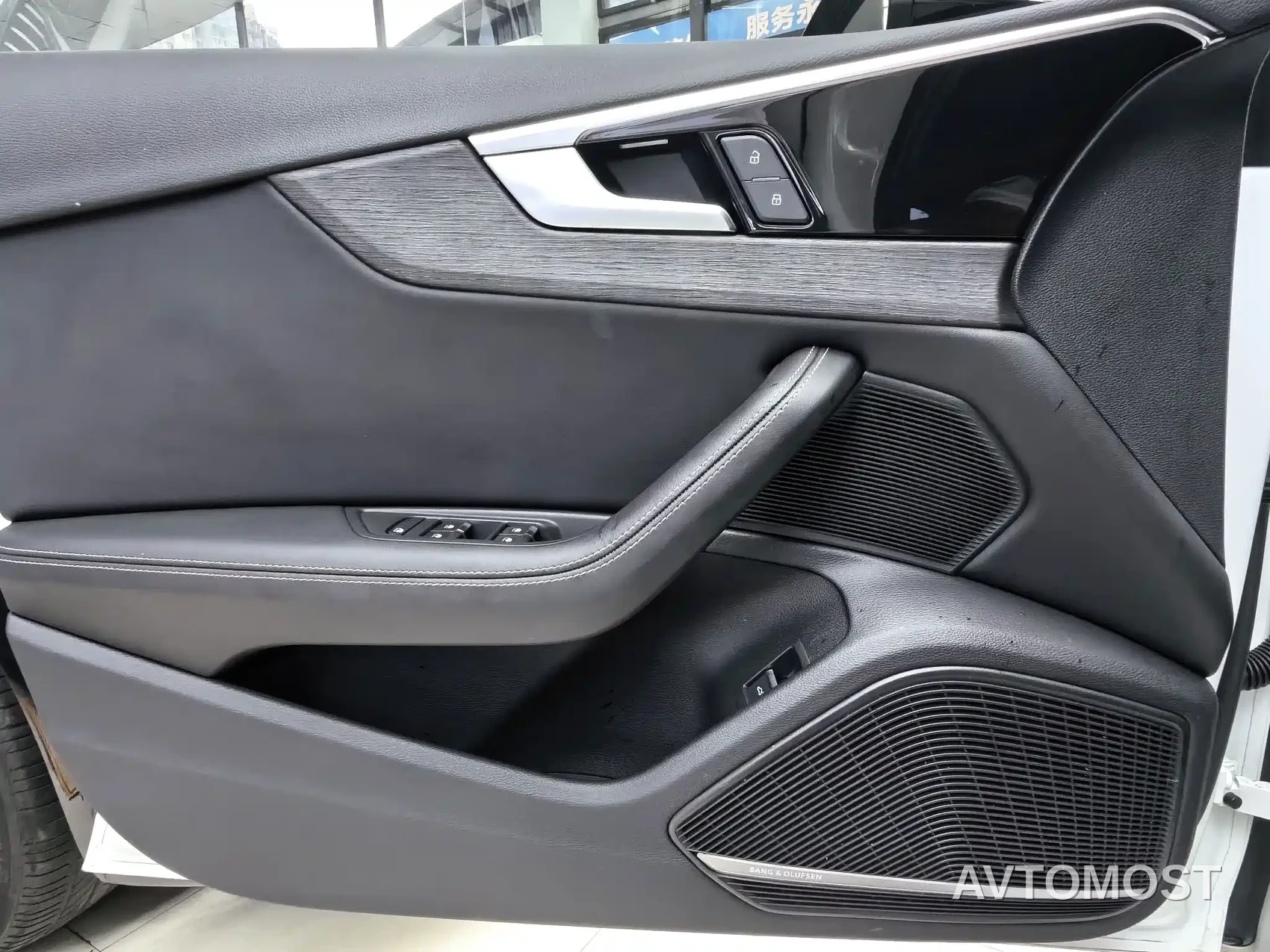 Audi A4L 2023 40 TFSI Bang&Olufsen Starlight Edition — фото 15